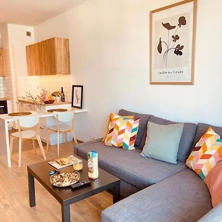 Spacious,Stylish And Comfortable 2 Room Apartment With Million Dollar View Varsóvia Exterior foto