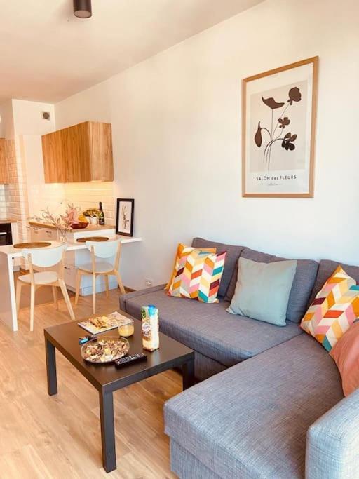 Spacious,Stylish And Comfortable 2 Room Apartment With Million Dollar View Varsóvia Exterior foto