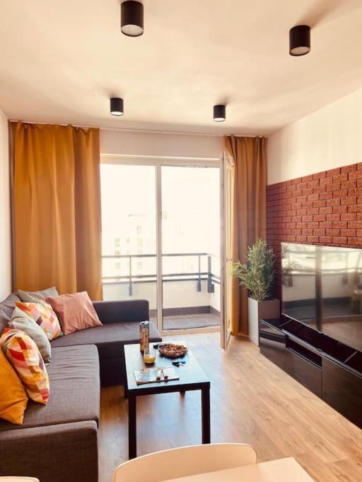 Spacious,Stylish And Comfortable 2 Room Apartment With Million Dollar View Varsóvia Exterior foto